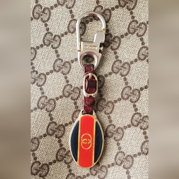 Gucci ❤ Red and Blue Keychain 💙 - Picture 4 of 5